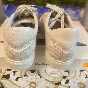 Calzoleria Toscana handmade sneakers.